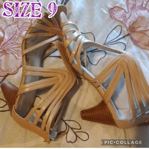 Nine West Strappy Small Nude Heel size 9